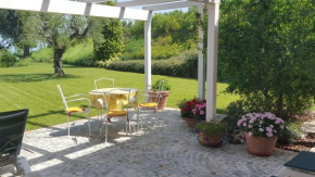  L'Orso e L'Ape B&B  Джулианова
